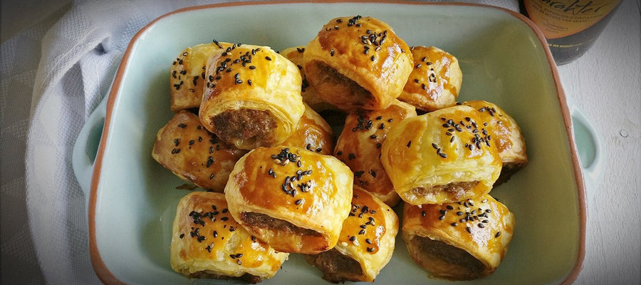Mini saucijzenbroodjes en Hertog Jan Karakter