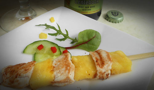 Kipspiesjes met ananas en Hertog Jan Lentebock - Hertog Jan Online Brouwerijwinkel